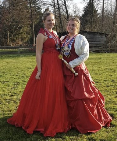 Prinzessin Sandra I. und Zofe Rebecca